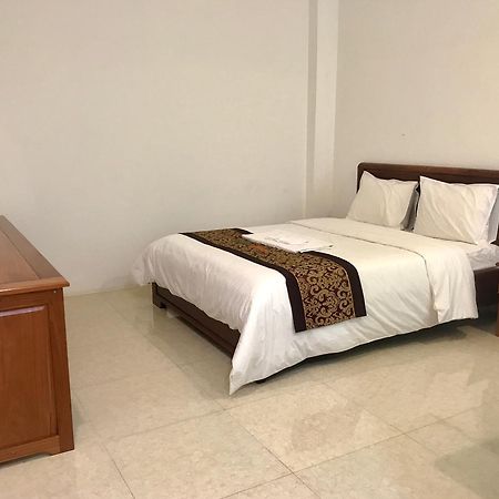 Motel Kings Pleiku Exterior photo